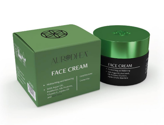Crème Visage de Jour à l'Aloe Vera 50 mL | Enrichie en Huiles d’Argan et de Jojoba, Panthénol, Protéines de Soie et Vitamine E